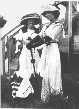 Quimby and Moisant dressed up